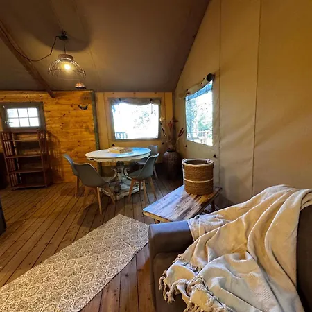 Luxury tent Glamping Serraiola Alta *