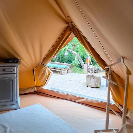 Glamping Serraiola Alta * Frassine